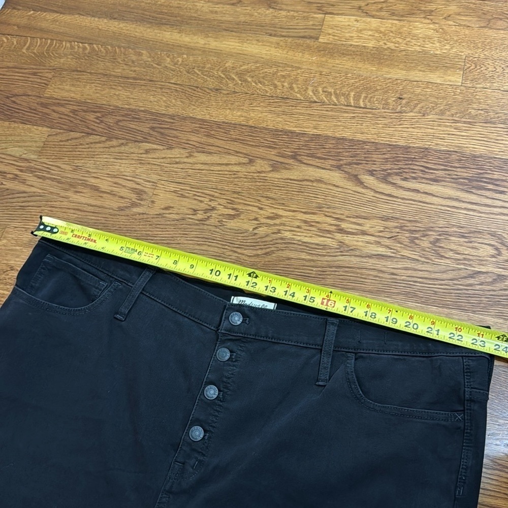 Madewell 10" High-Rise Roadtripper Jeggings Button-Front Edition Black‎ 37 Tall - Picture 13 of 16